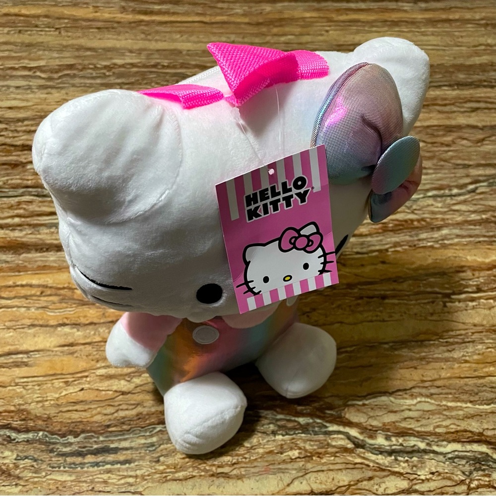 Hello Kitty - Picture 5 of 7